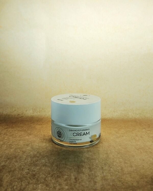 24H Moisturizing Cream